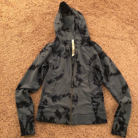 lululemon athletica Tops - Lululemon Scuba Hoodie